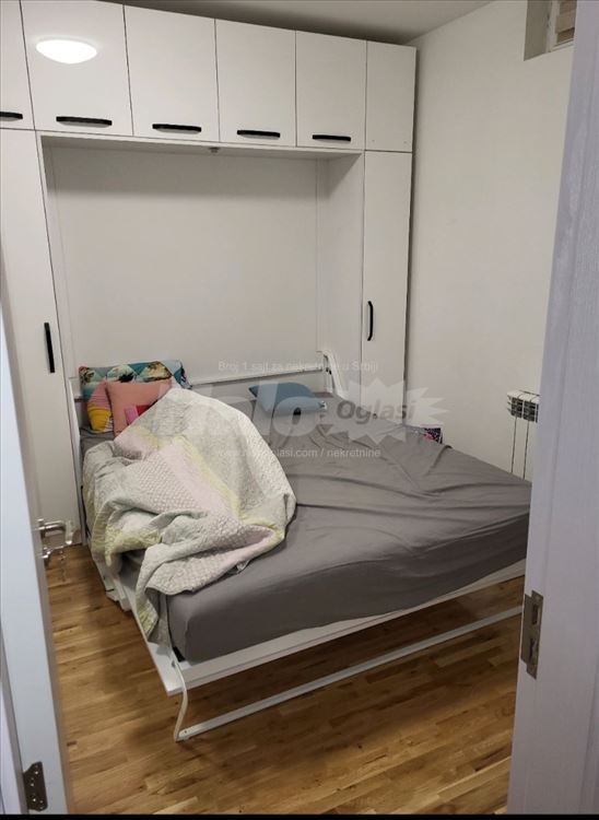Stan kod mirijevske crkve, 50m² — 5