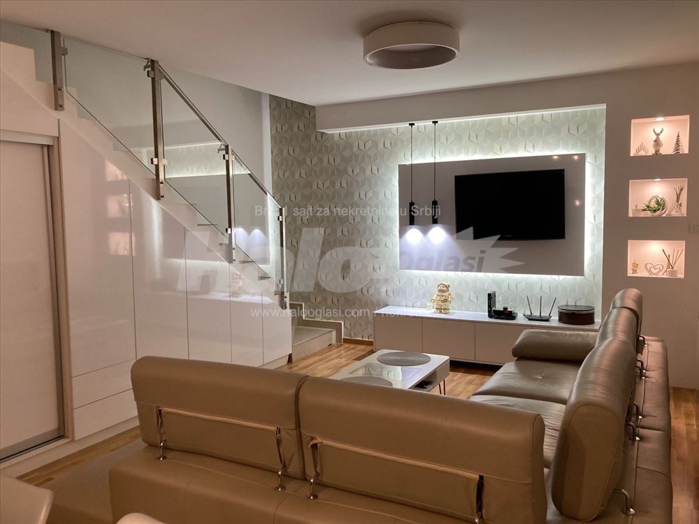 Stan/kuća za izdavanje LUX 87m2, Zemun centar — 2