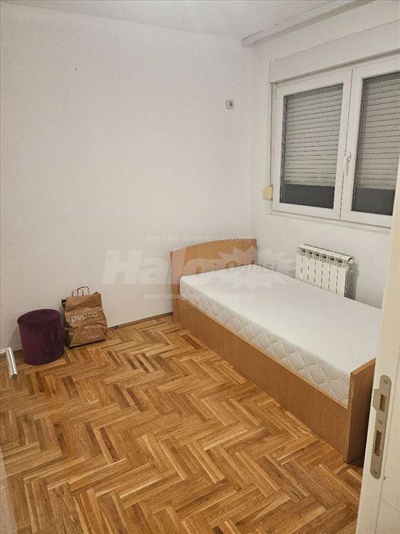Stan na Altini (pocetak Ugrinovackog puta) — 3