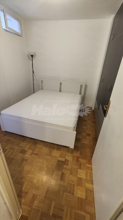 Stan na Banjici 1.5 — 3