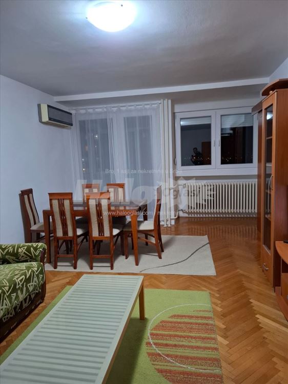 Odličan stan, ugao Pariske komune i Tošinog bunara — 3