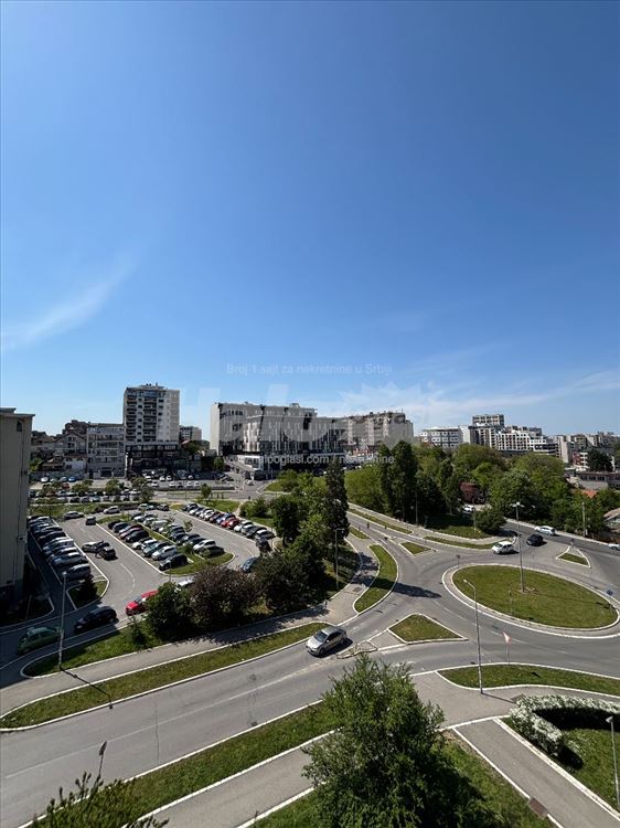 Stan na idealnoj lokaciji u Stepi – kružni — 8