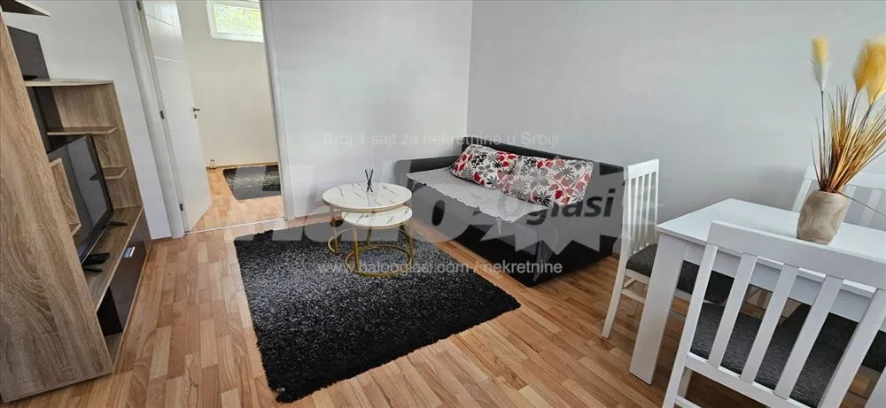 Stan na Ledinama 40m2 — 2