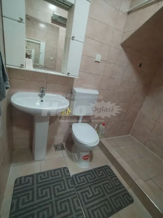 Stan na Ledinama 40m2 — 8