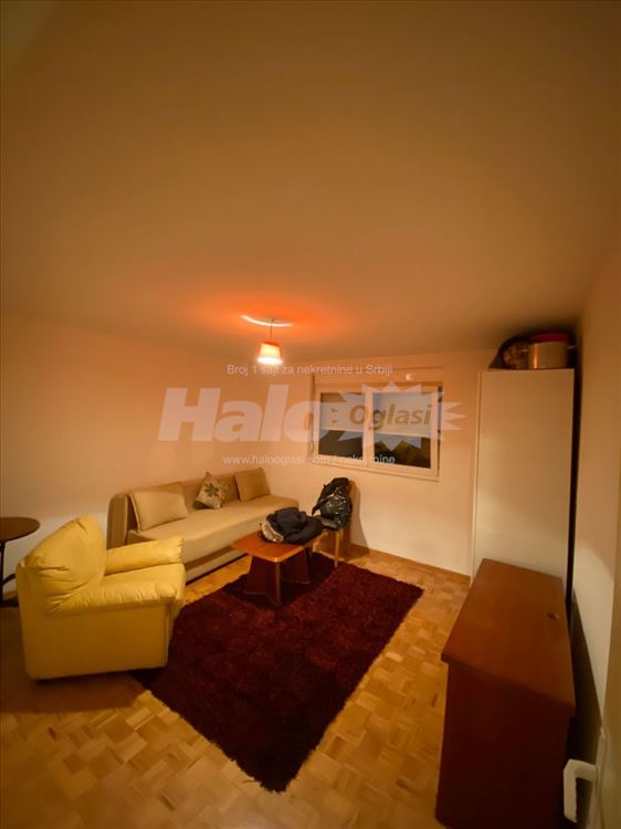 Stan na Ledinama, 65m² — 2