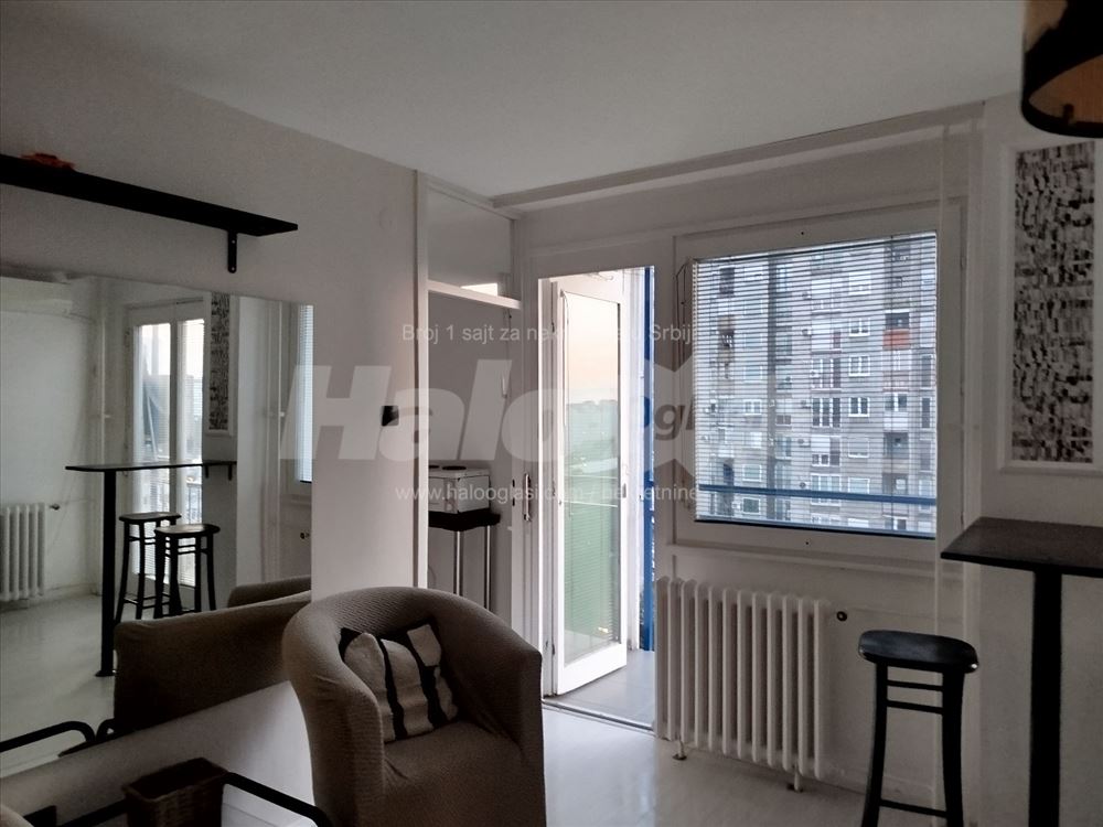 Stan na Novom Beogradu, 61 blok, izdavanje — 2