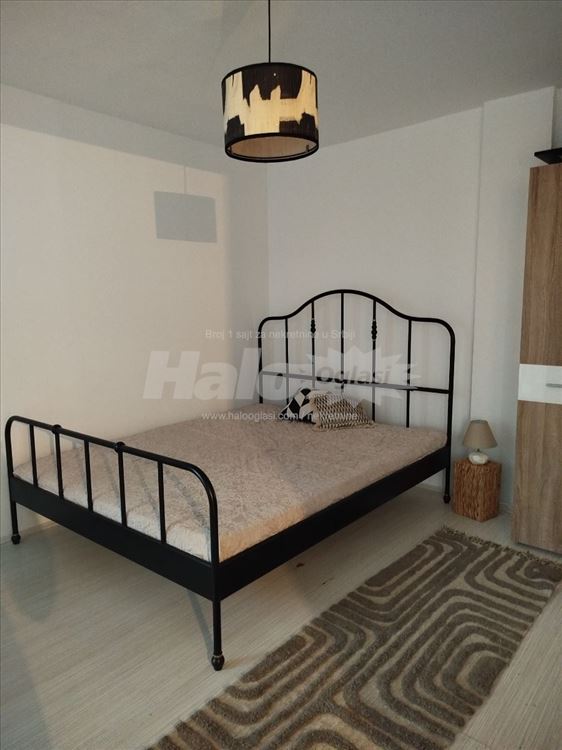 Stan na Novom Beogradu, 61 blok, izdavanje — 9