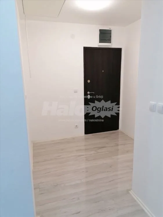 Stan na Petlovom brdu 50+20kvadrata — 2