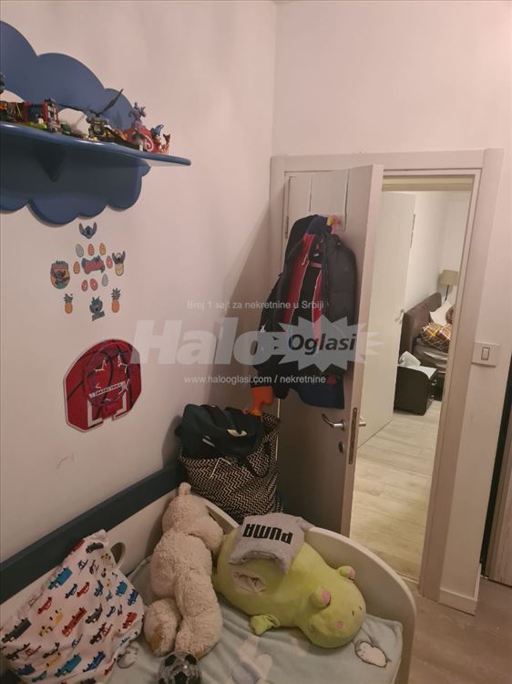 Stan na prodaju, Vojvode Vlahovića — 8