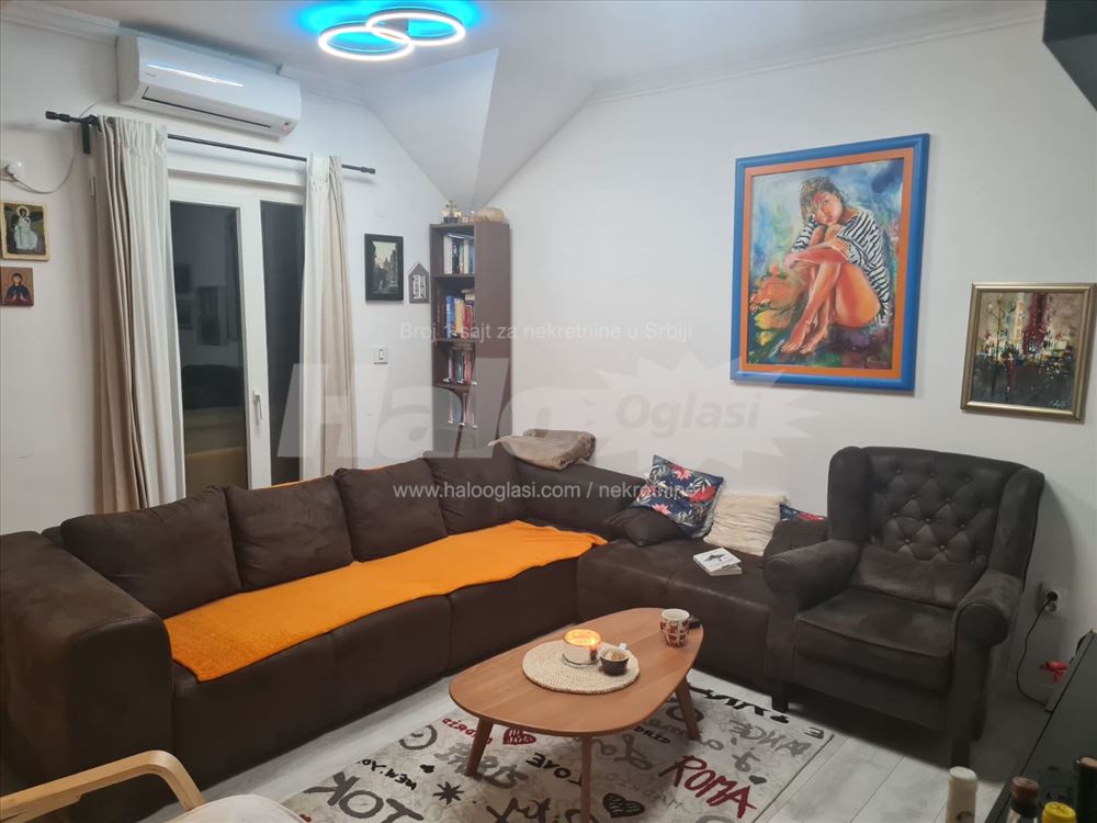Stan na prodaju, Vojvode Vlahovića — 15