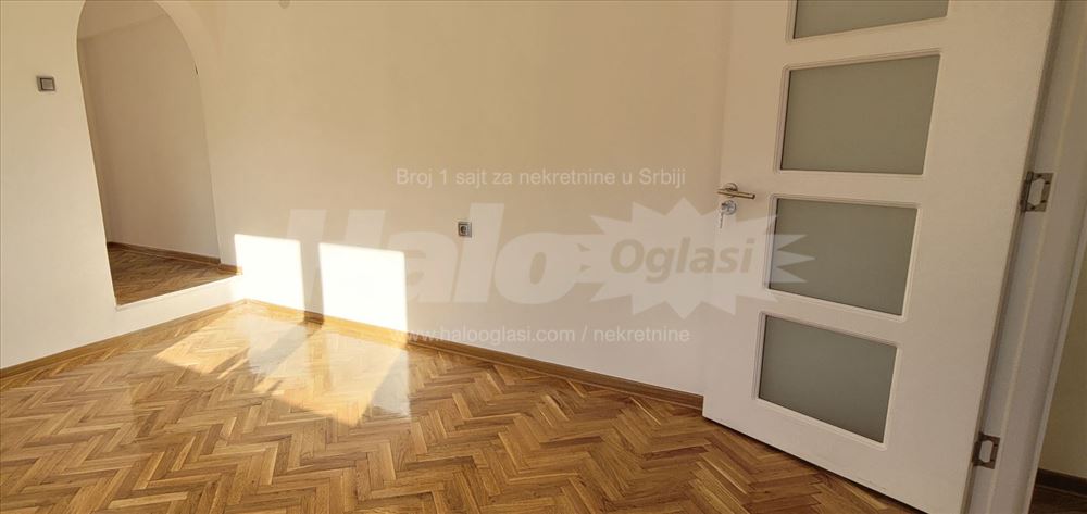 Lux Nov Vozdovac 60m2 kod Saobracajnog fakulteta — 2