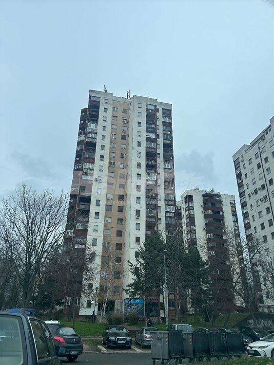 Stan Novi Beograd (Blok 63) 53kv (I sprat) — 9