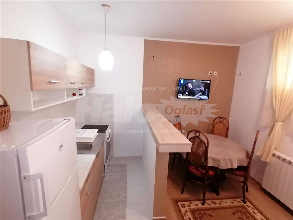 Stan Novi Beograd Ledine, 50m2 — 3