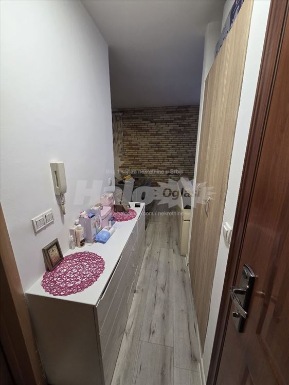 Stan od 37m2 u Hercegovackoj - Zemun - sut — 3