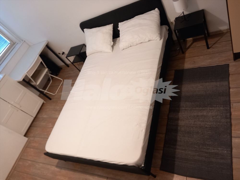 Stan,opstina novi Beograd. Blok 11. — 8