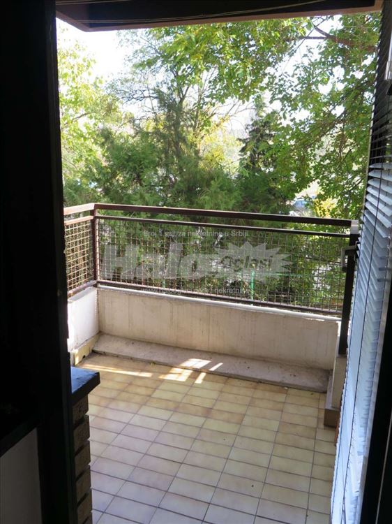 Stan pored reke, Dunavski kej Beograd — 14