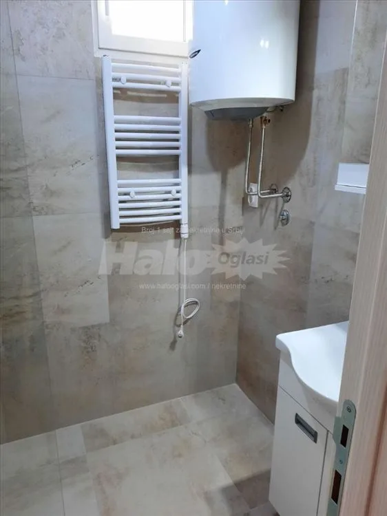 Stan -poslovni apartman 75m2 — 13