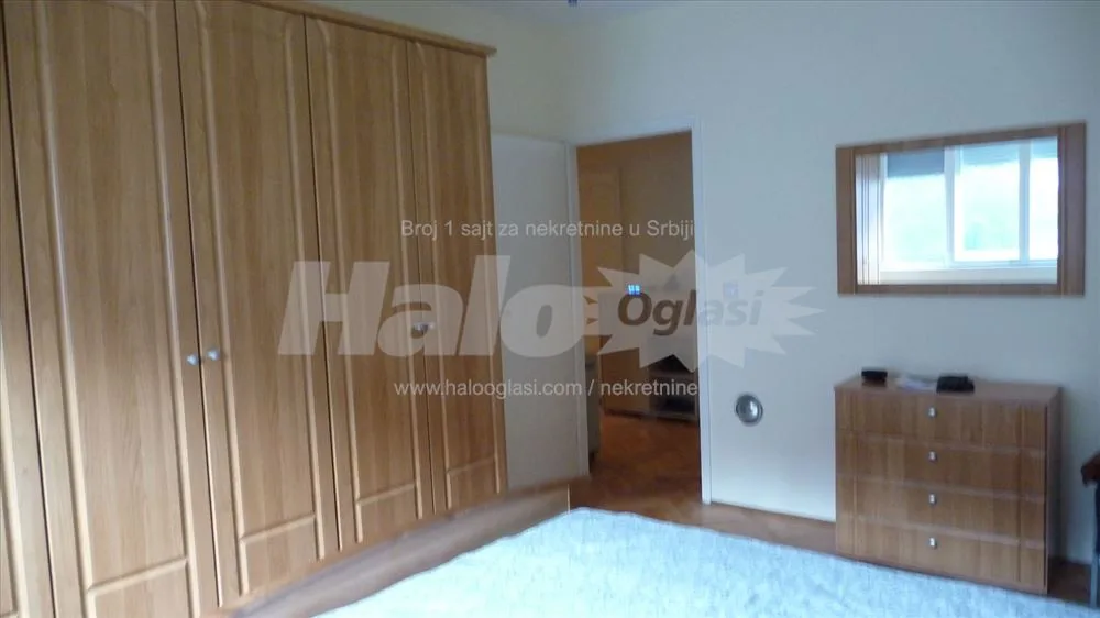 Stan prodaja Karaburma, 3 sobe, 61 m2 . — 5