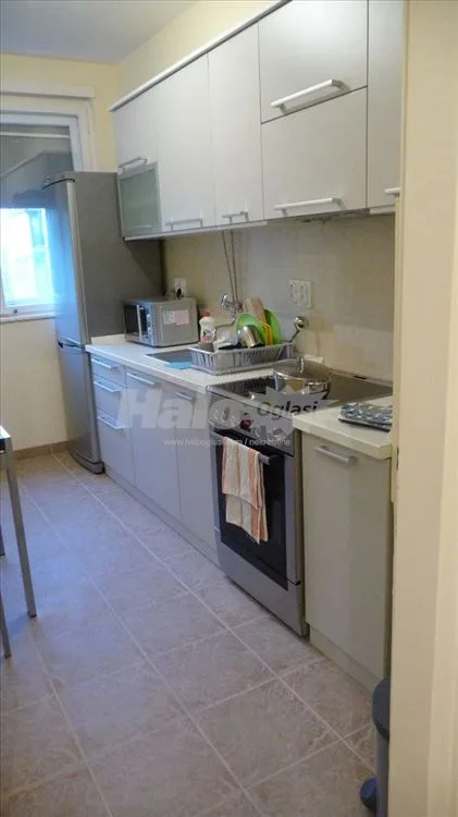 Stan prodaja Karaburma, 3 sobe, 61 m2 . — 8