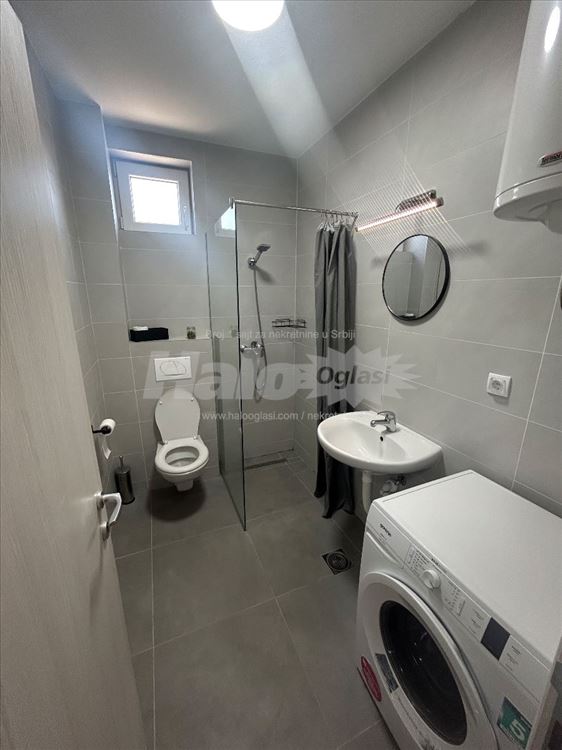 Stan sa dve spavaće sobe lux opremljen — 4