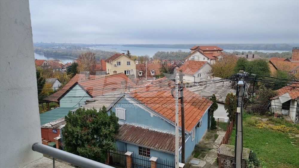 Stan sa pogledom na Dunav — 10