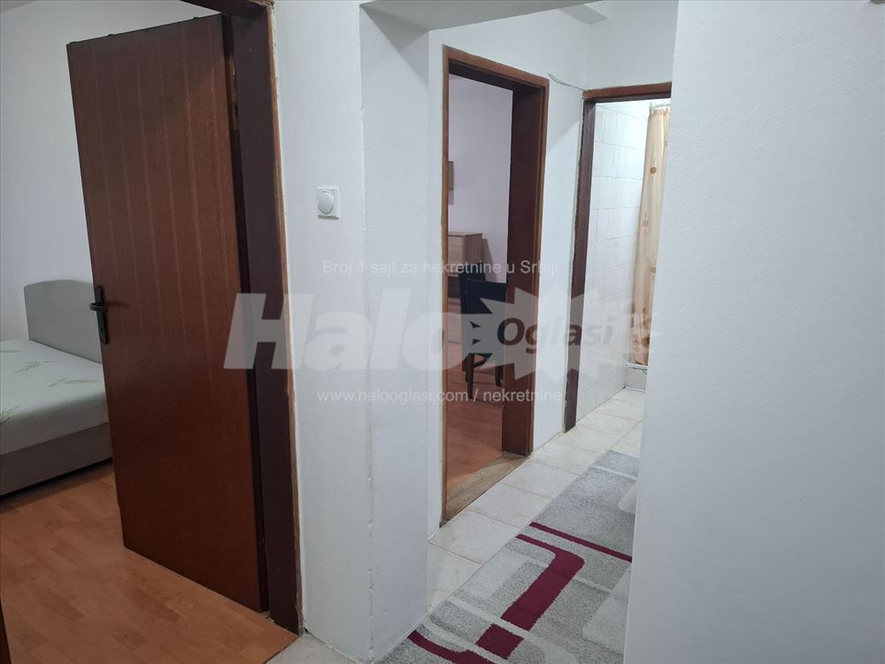 Stan sa uračunatim grejanjem i malim računima — 7