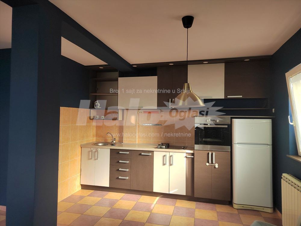 Stan - studio sa neverovatnim pogledom na ceo grad — 12