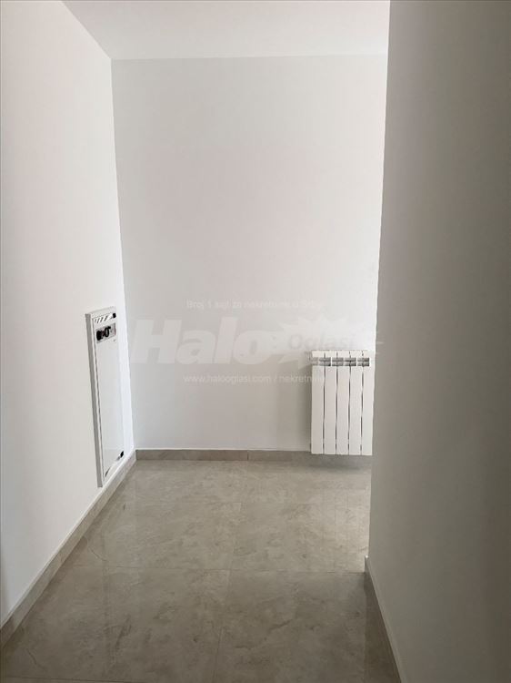 Stan u Batajnici - Novogradnja 63m2 — 2