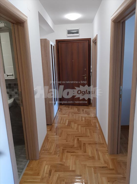 Stan u blizini Aviv parka i okretnice na Zvezdari — 5