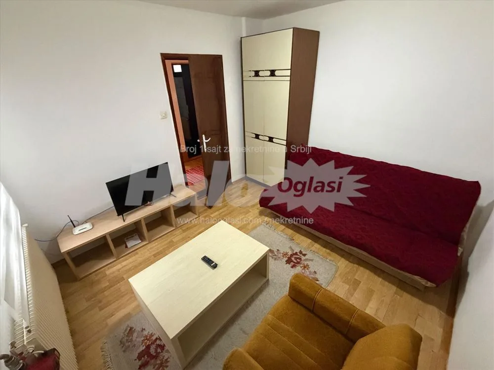 stan u Borci 30m2 sa svim troskovima — 4