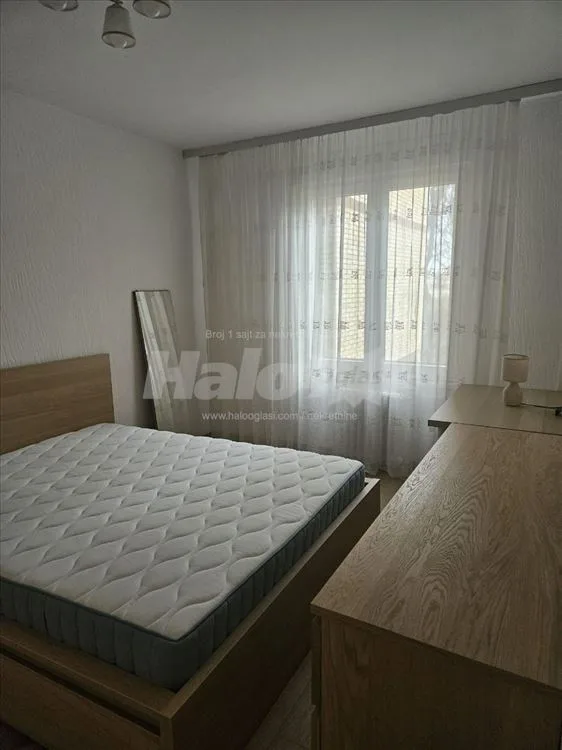 Stan u Borči, u centru 4, 54 m2 — 10