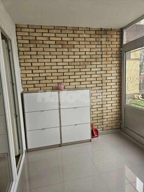 Stan u Borči, u centru 4, 54 m2 — 12