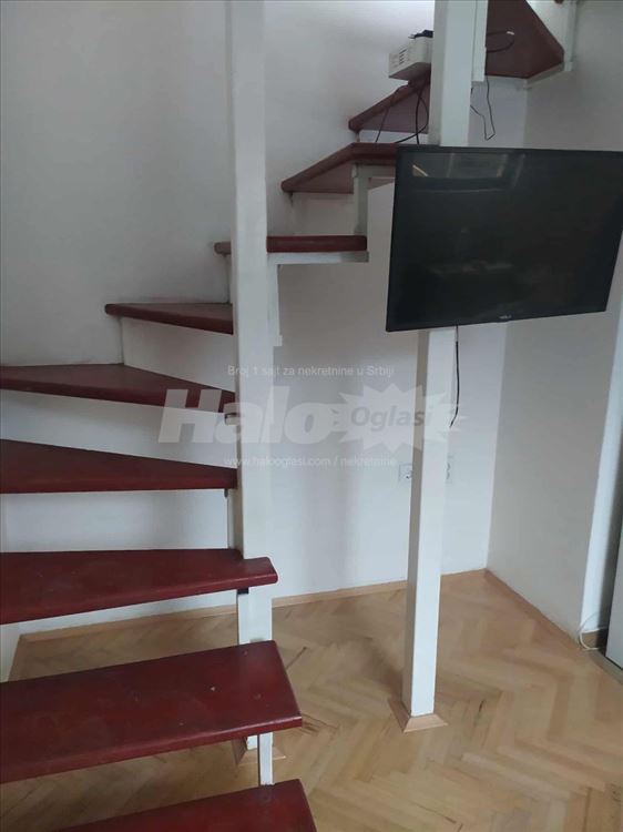 Stan u Bulevaru izdavanje — 6