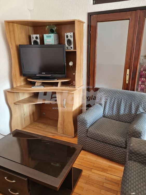 Stan u centru u mirnom kraju - Slavujev Venac — 7