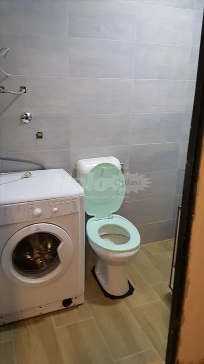 Stan u kuci Borca sa parkingom — 3