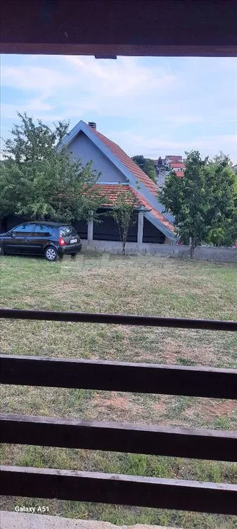Stan u kući — 4