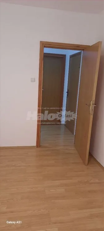 Stan u kući — 9