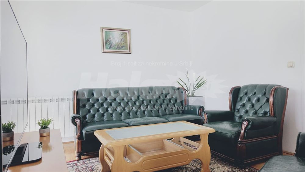 Stan u kući sa prelepim dvorištem Jajinci — 5