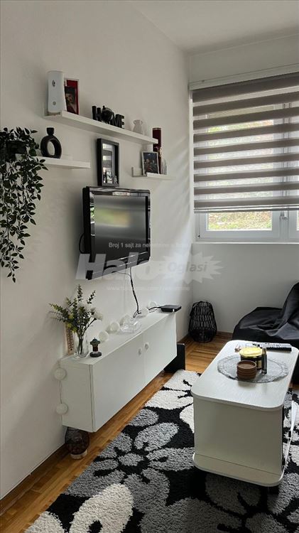 Stan u Mirijevu, 40m2, kompletno opremljen, 2.0 — 2