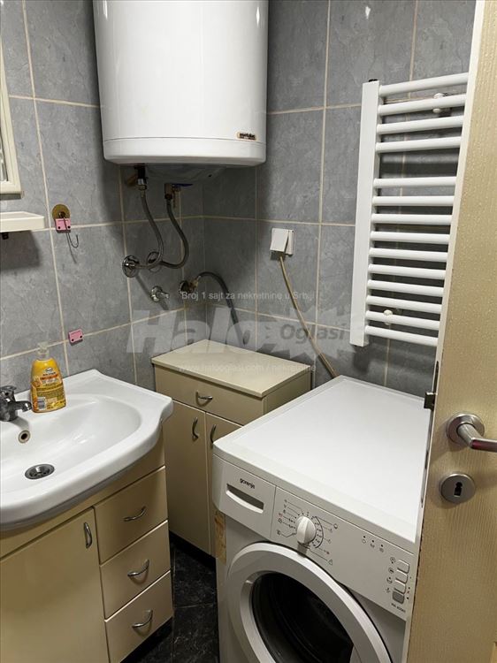 Stan u Mirijevu, useljiv odmah ,40 m2 — 11