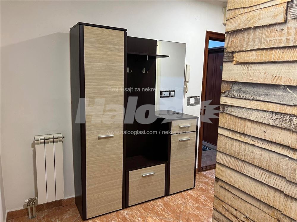 Stan u Mirijevu, useljiv odmah ,40 m2 — 13