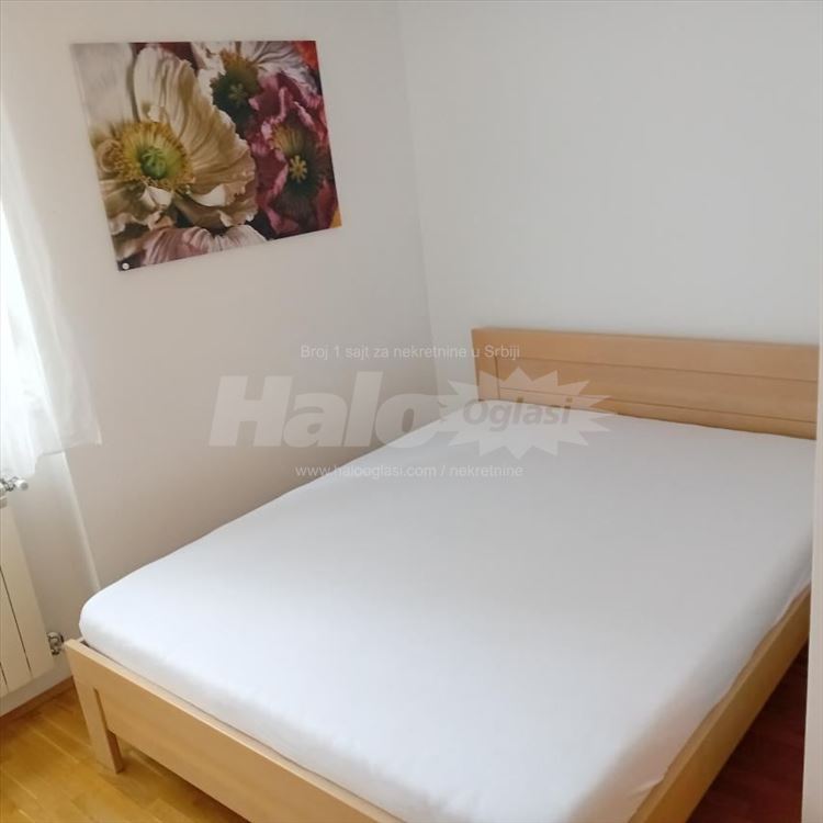 Stan u Njegoševoj 32, Krunski venac, 59m2 — 12