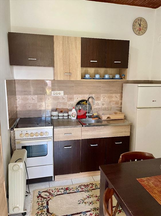 Stan u zajedničkom dvorištu 25m2 Donji Zemun — 6