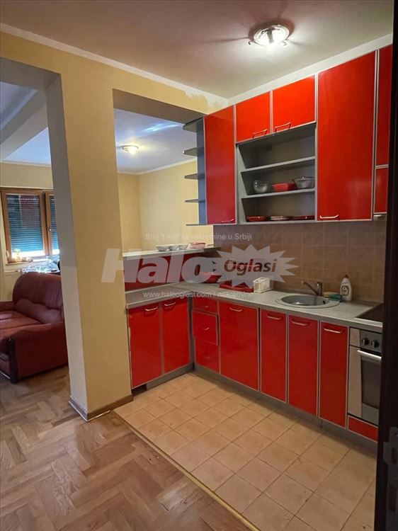 Stan ugao M. Gogrkog i Juž. bul. 65+100m² terasa — 5