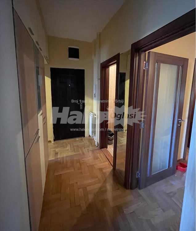 Stan ugao M. Gogrkog i Juž. bul. 65+100m² terasa — 9