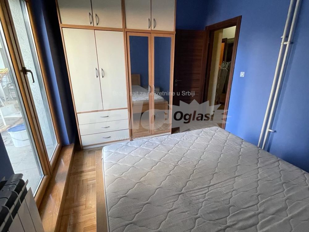 Stan ugao M. Gogrkog i Juž. bul. 65+100m² terasa — 12