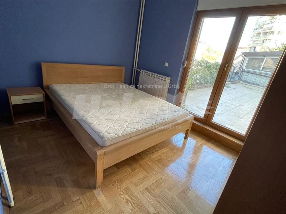 Stan ugao M. Gogrkog i Juž. bul. 65+100m² terasa — 13
