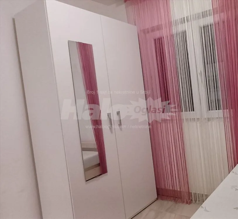 Stan za izdavanje • 3 sobe • 50m — 8