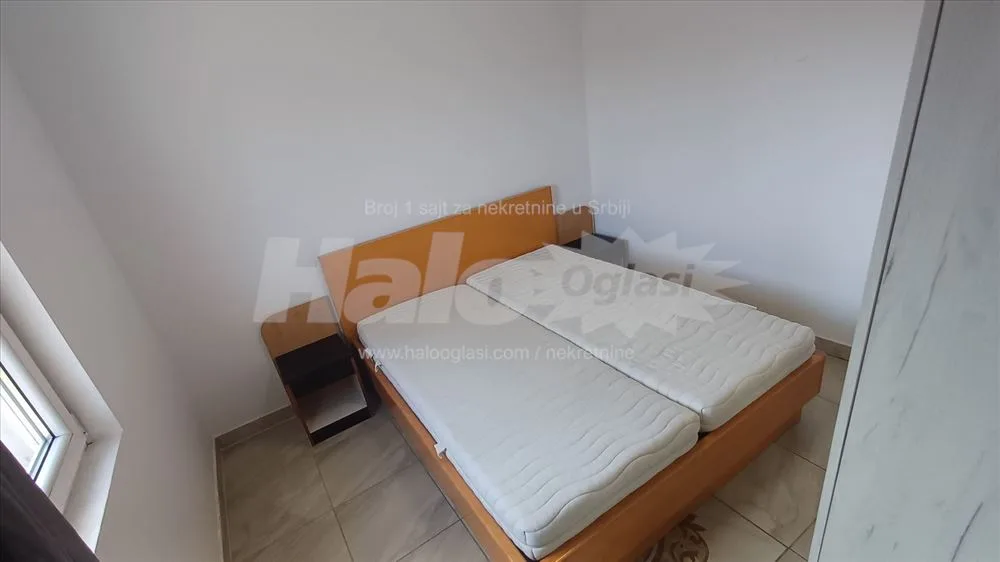 Stan za izdavanje • 3 sobe • 50m — 12