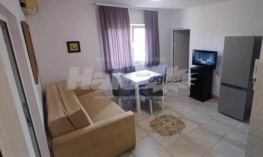 Stan za izdavanje • 3 sobe • 50m² — 2